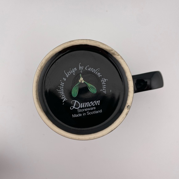 Yuletide Mugs Pattern Designs by Caroline Bessey by Dunoon Stoneware Set of Four - Picture 12 of 15